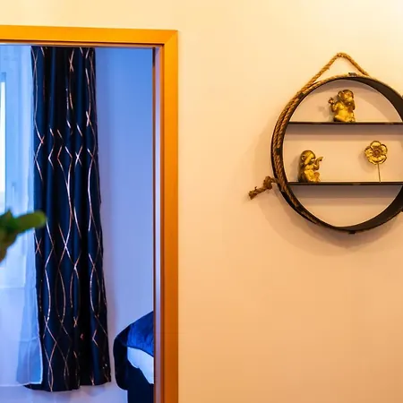 Modernes 아파트 *